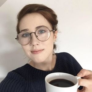 Meet your Posher, Lizzy